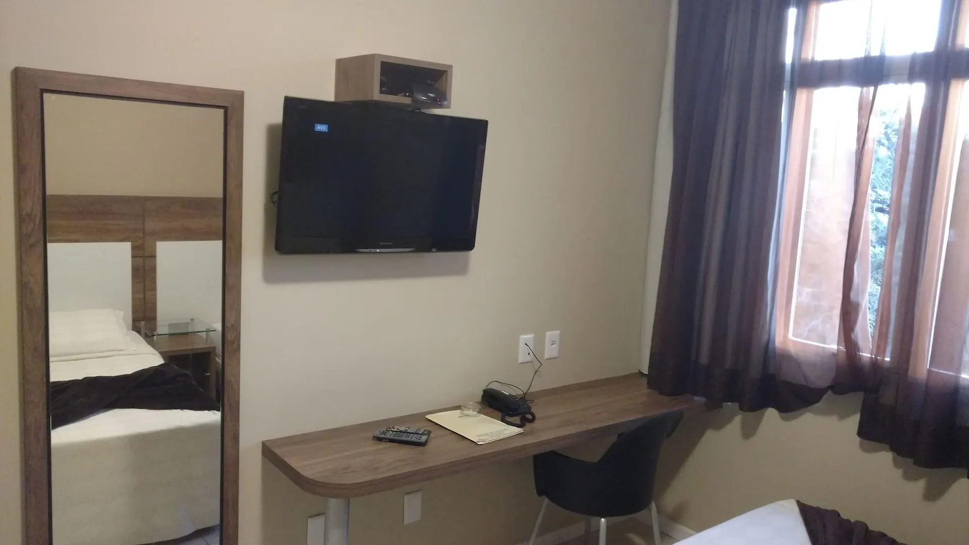 Brisamar Suite Hotel フロリアノポリス
